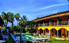 Sur la Mer Hotel Goa